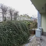- Bursztyn