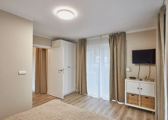 - Bursztyn Swinoujscie